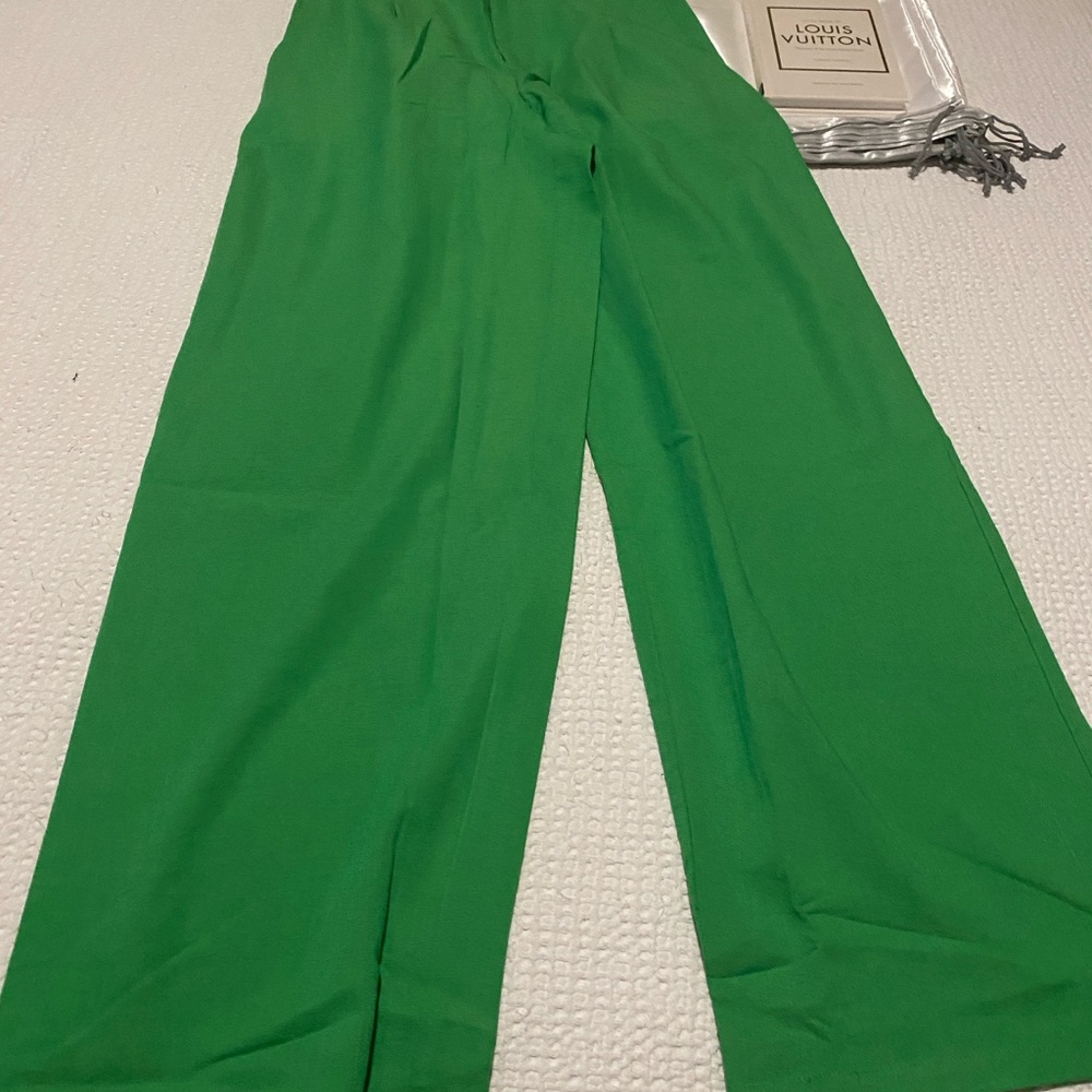 A Classy Chic Boutique Emerald Green Pants